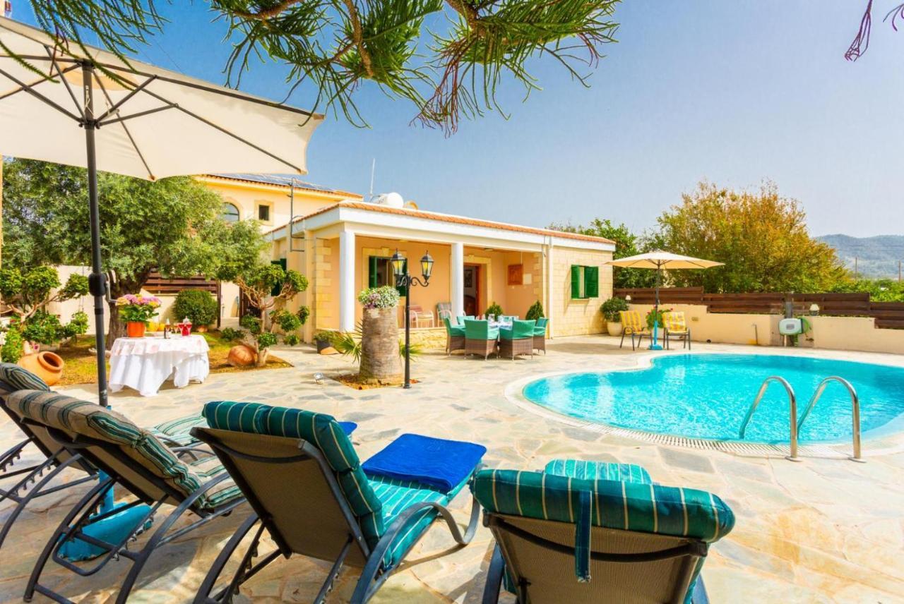 Villa Constantinos Kato Yialia Bagian luar foto